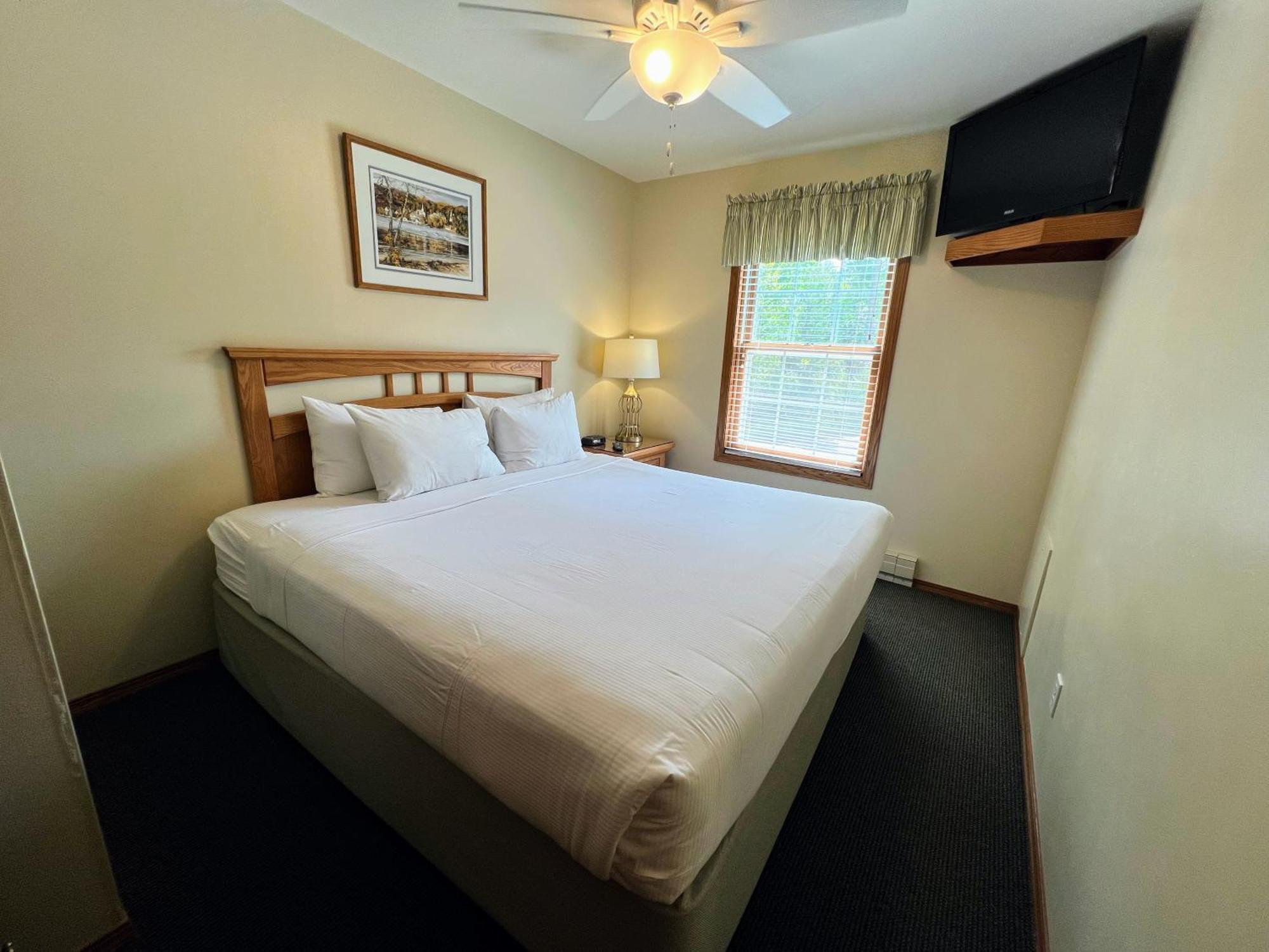 Bay Breeze Resort Эфрейм Экстерьер фото